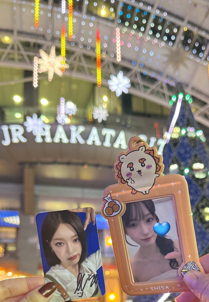 3so_2ra_chii1's tweet image. 5月ぶりのみかこちゃんと🐱🎄
久しぶりに色々話せて楽しかった😉
ららじょポカとじょポラもありがとう😭😭
次はみんなでPage会やね👍🏻
んで、福岡にもまたおいで～！！