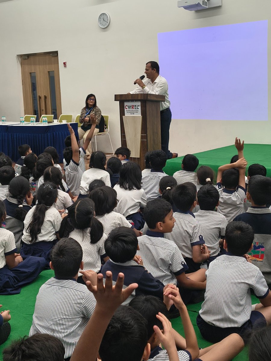 SCSC_Cyberabad's tweet image. Suraksha Kavach at CHIREC 

SCSC held a safety session for 230 Grade 3 kids on kindness, safety habits &amp;amp; speaking up.

Thanks to Inspector Hanuman Goud &amp;amp; SI Anitha (SHE Team) for guiding them.

Safer kids, stronger communities. 🌟

#SCSC #ChildSafety #SurakshaKavach #CHIREC