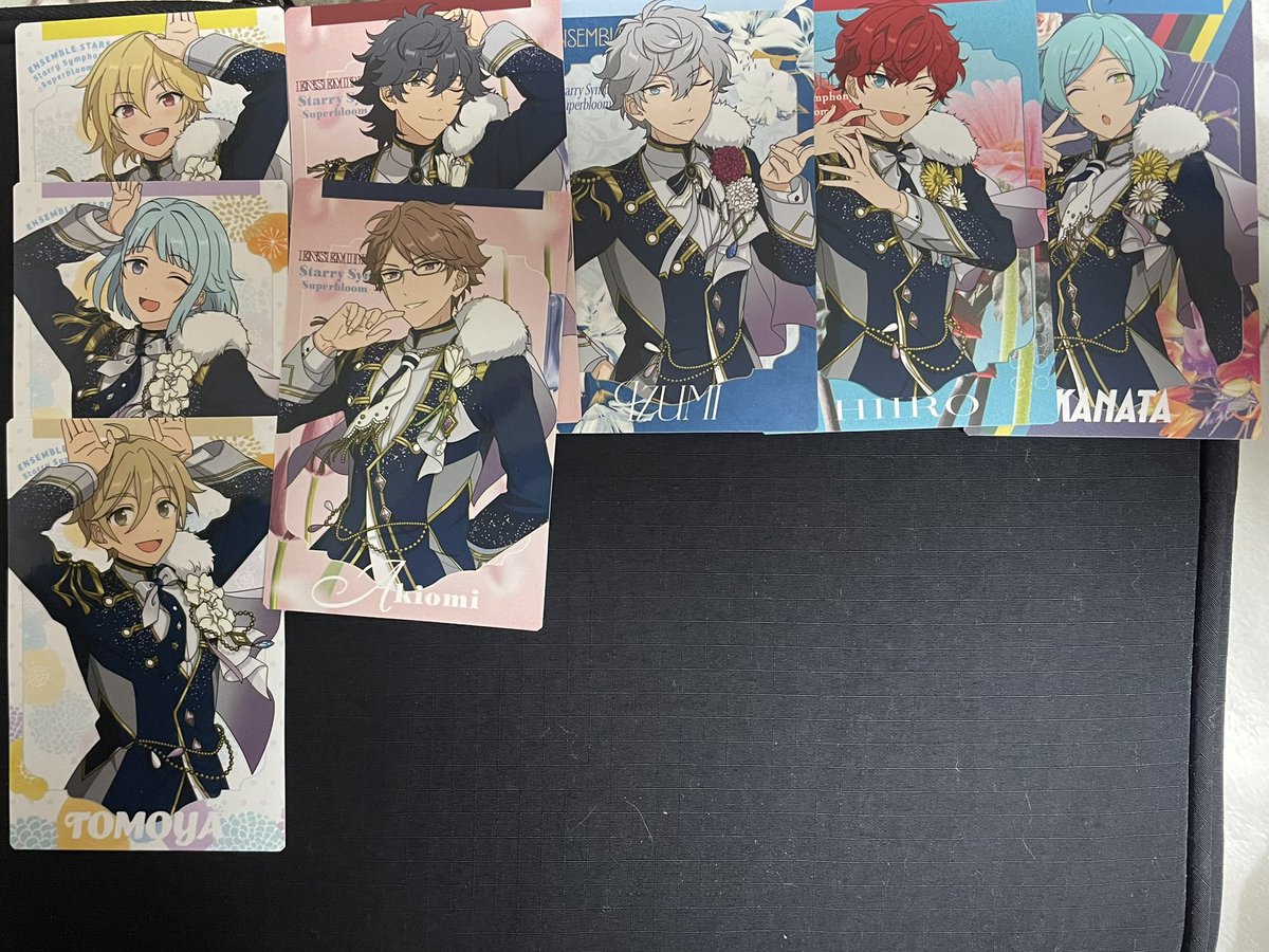 kuzusof_0128's tweet photo. 【交換】あんスタ スタフォニ スタライ カードコレクション

譲:奏汰、一彩、泉、陣、章臣、なずな、創、友也、凪砂（2）、ひなた、ゆうた（2）、エス、ライカ（2）、夏目、つむぎ、スバル、真、真緒（2）、
アドニス、英智、渉

求: 宗 ＞ 光 ＞ レオ

24日午後会場での手渡し交換にて
各1求めです https://t.co/U9YwG7g4Zk