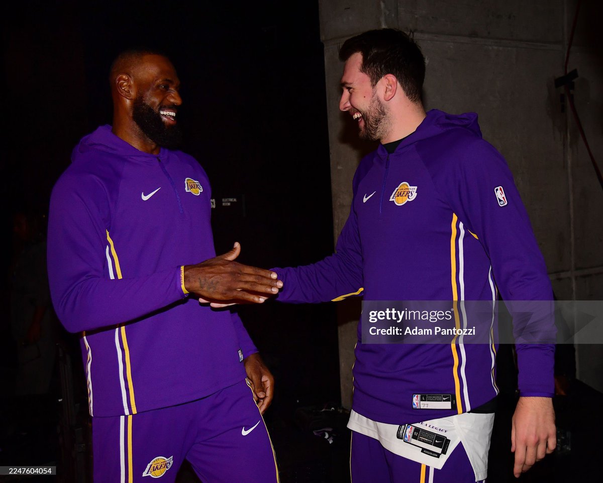 ruireaves's tweet image. making sure to appreciate how special this is before its gone one day