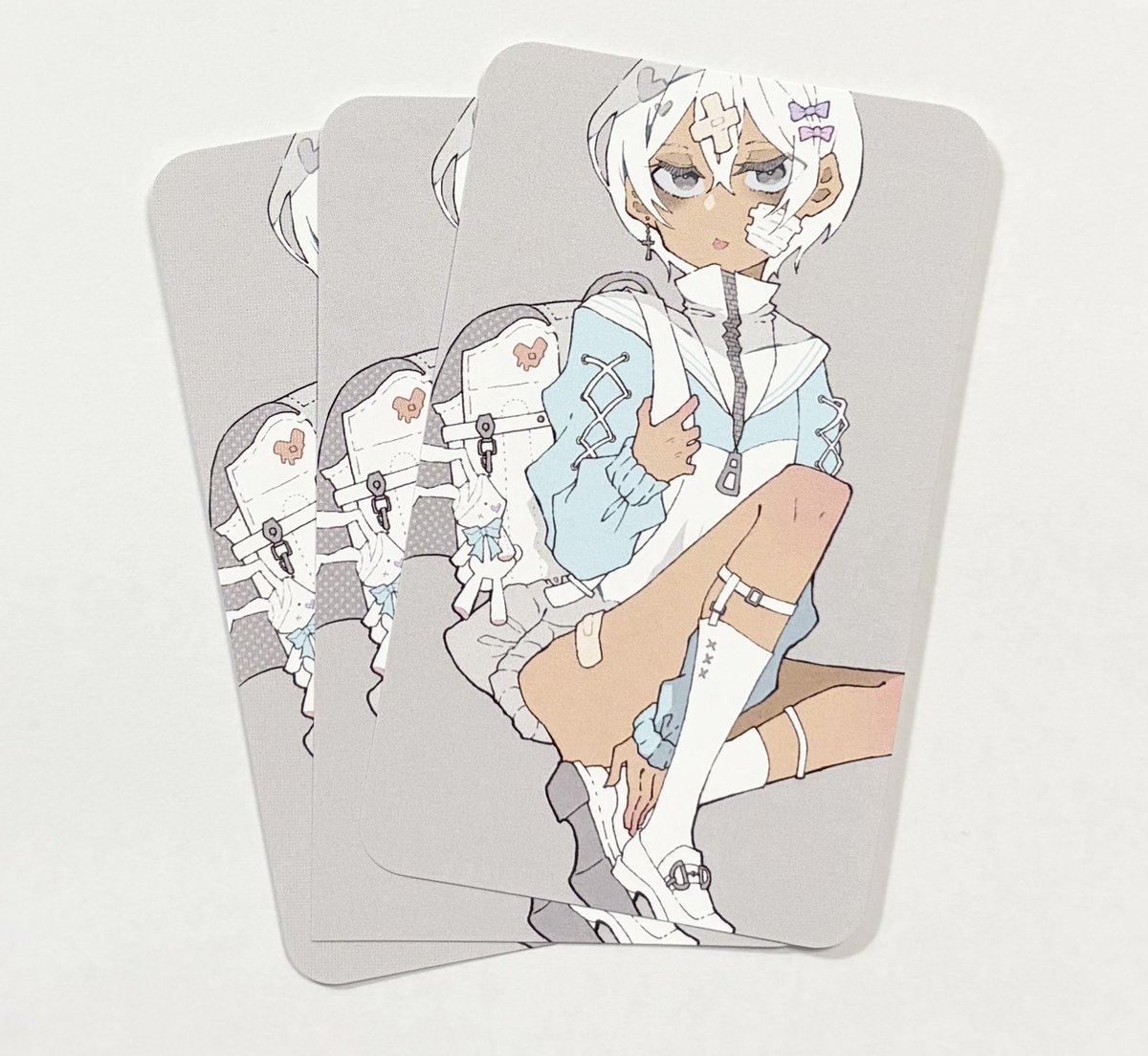 note_illust's tweet image. こちらの名刺です！
イラストはアイコンのやつです〜！

よかったら持っていってください！