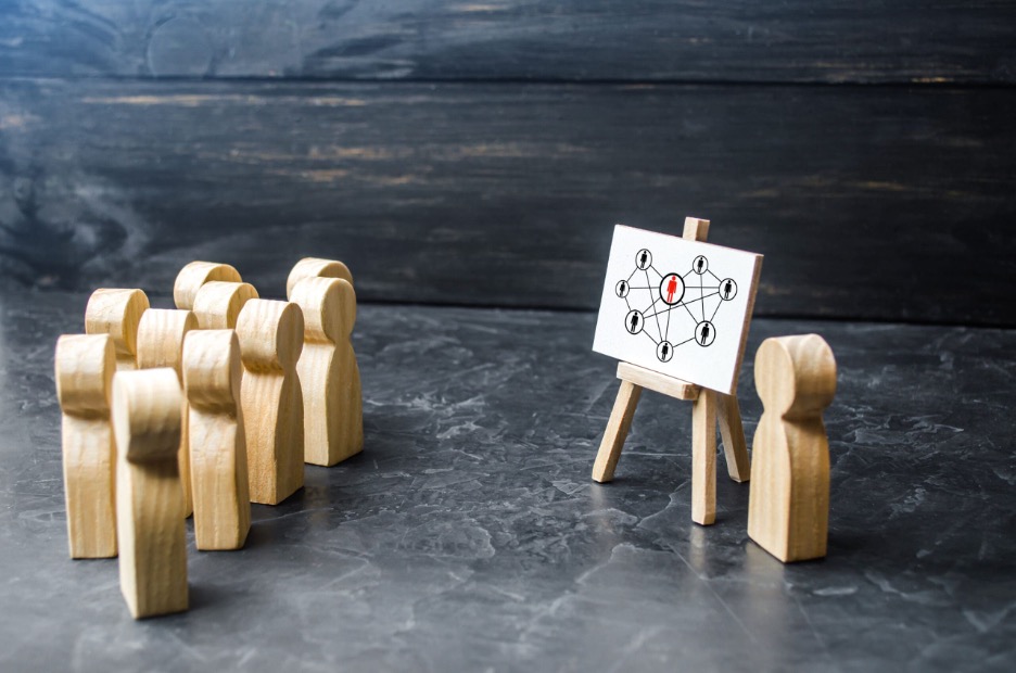 New in #JIM:

Unravelling the interplay between institutional logics, organizational identity, and the embeddedness of MNE subsidiaries in host countries

Read the full article by Xinxiang Li, Noelia-Sarah Reynolds, Le Bo at:

sciencedirect.com/science/articl…