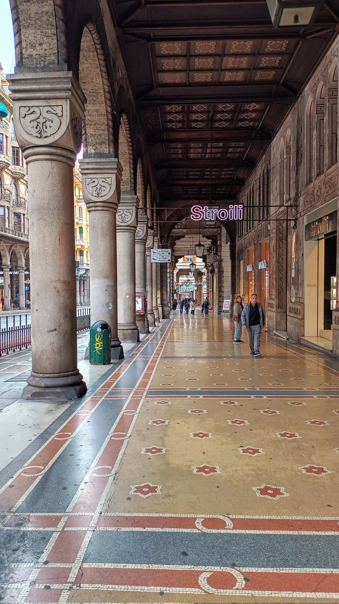 ALBYDB069's tweet photo. #Genova #Italia #Travel https://t.co/1rHbgmrmgp