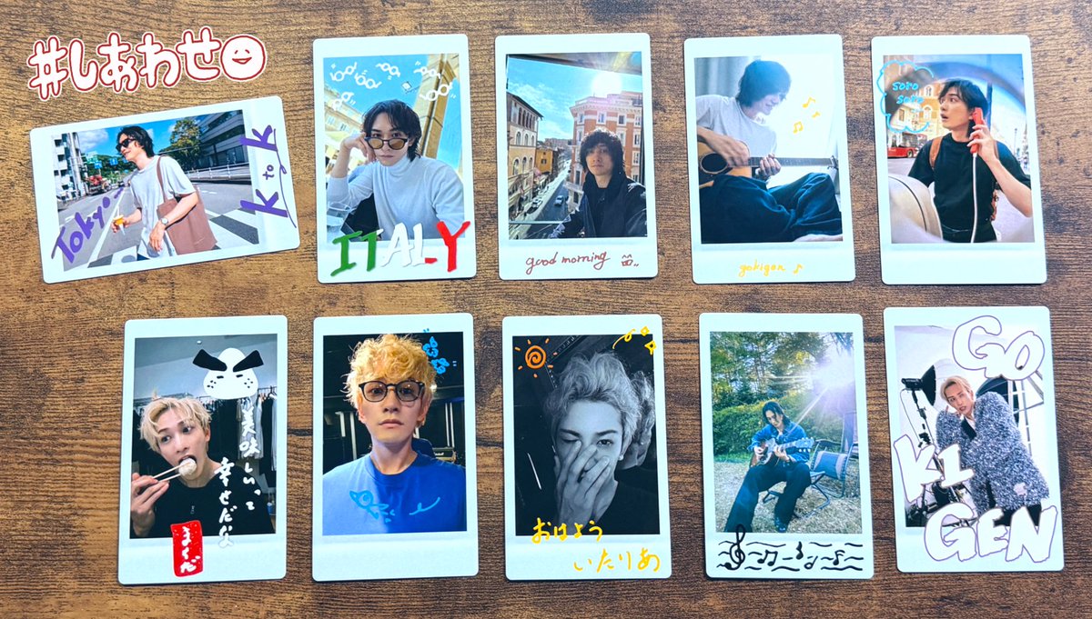 フォトカードのサイズは去年と同じなので、スタンドやキーホルダー