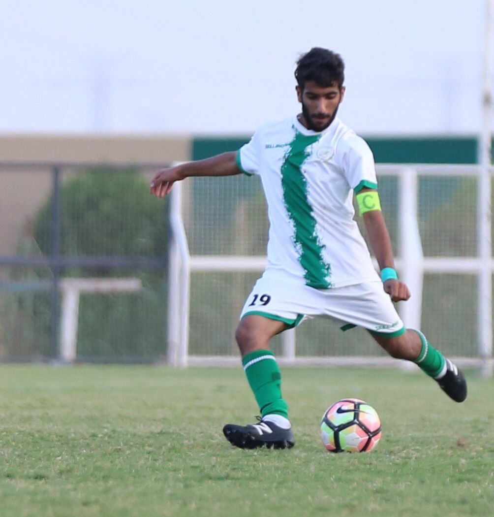 سعود البقعاوي، نموذج للقائد في النجمة
​مثال يحتذى به في الوفاء للنادي والعمل القيادي المخلص.
​تحولك من قائد في الملعب، يحمل بكالوريوس التربية الرياضية، إلى إداري ناجح، يعكس شغفًا حقيقيًا.
​نحن نقدّر جهدك واجتهادك الحالي ضمن الجهاز الإداري لنجمة عنيزة (18).
​#عنيزة
#نجمة_عنيزة