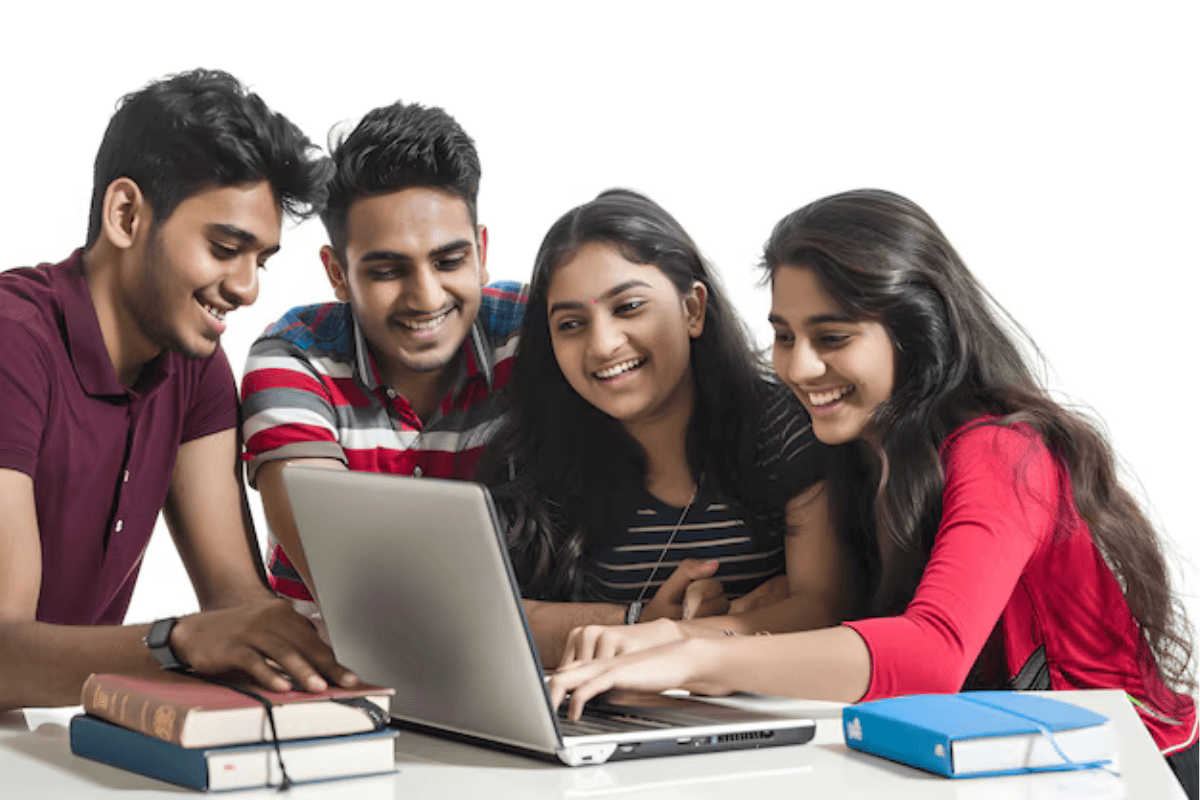 CollegeDekho tweet media