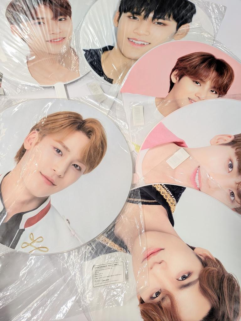 ミンギュ うちわに写真集、生誕グッズご紹介! セブチはじめK-POP公式