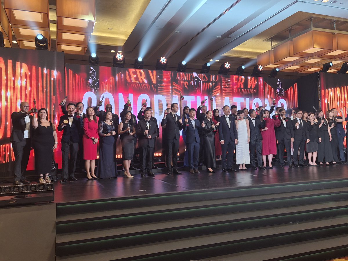 HashKey_Capital's tweet image. 🚀 HUGE honour for Team HashKey! 🚀

We are thrilled to be recognised as one of HR Asia&apos;s &quot;Best Companies To Work For 2025&quot;!

This award is a tribute to our incredible team &amp;amp; our shared mission to lead the future of digital asset investing. 🏆

A massive THANK YOU to every member…