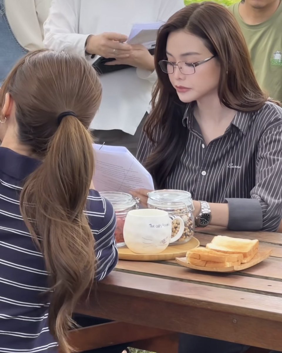 pxmd_'s tweet image. &quot; นั่นพี่อิงฟ้าเลยนะ &quot;