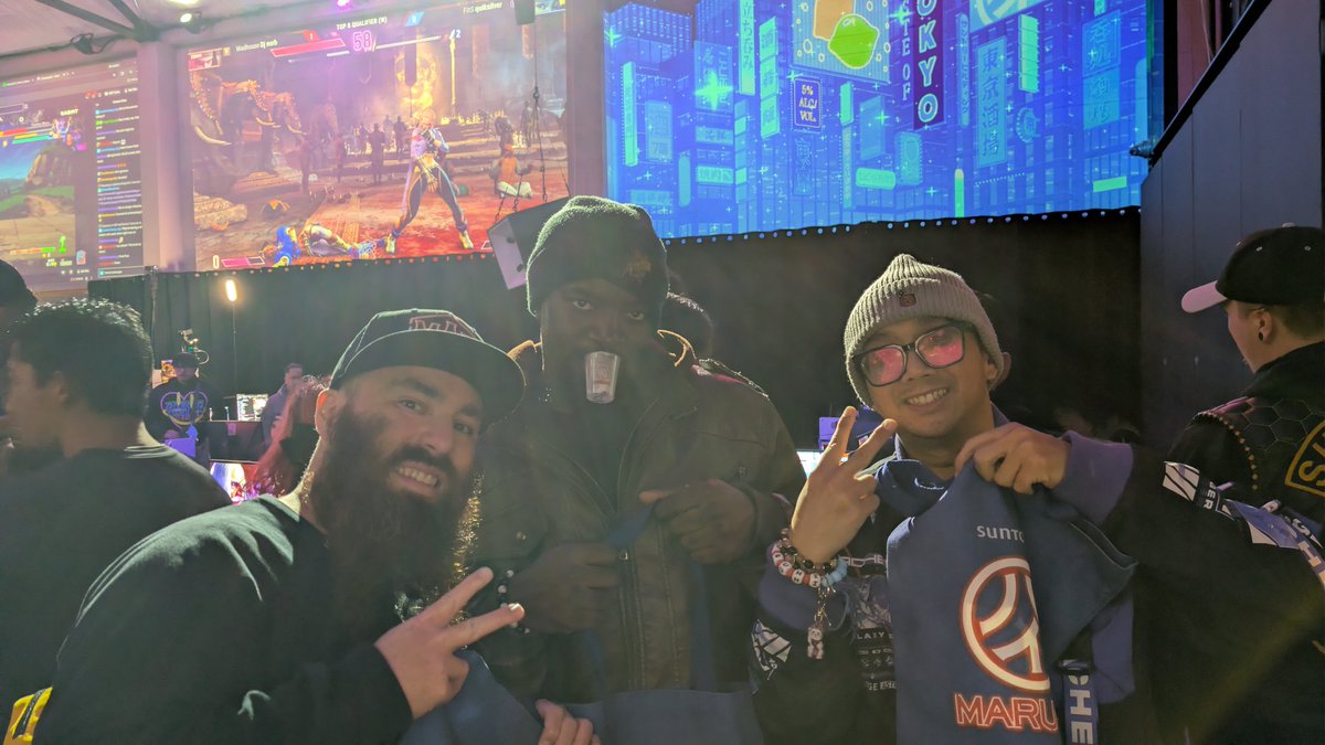 Dr0pp3dC0mb0s's tweet image. I&apos;m thankful that we get to have these #fgc  #locals. 
Thanks to @BayAreaMadHouse and @KingsCupSF for always being there.