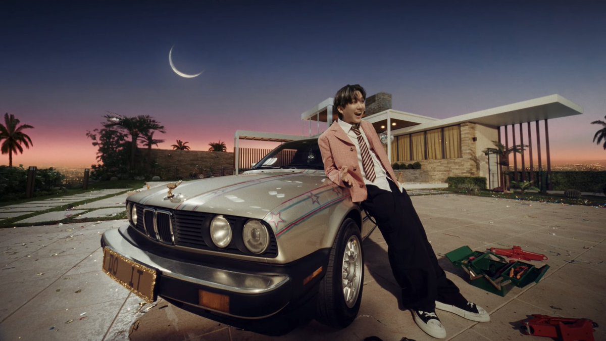 yuliaobrien's tweet image. клип ржака

DO IT OVERDRIVE MV OUT NOW
#StrayKids_Do_It_Remixes
#Do_It_OverdriveVersion
@Stray_Kids #StrayKids