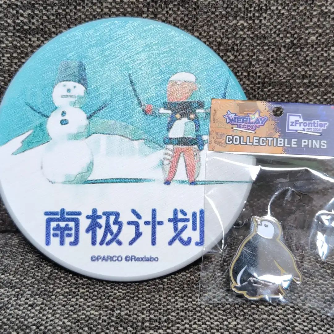makoto_sheep's tweet photo. 陰ながら応援してるインディーゲーム『南極計画』のWeplayノベルティ。ペンギンかわいい♪
#南極計画 #rexlabo https://t.co/0lmqNhZLiB