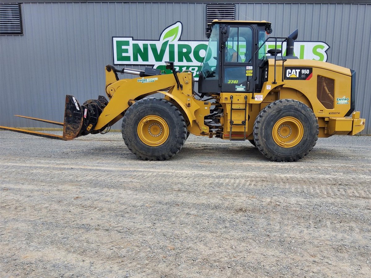 RentalYard's tweet image. Take a look at this Wheel Loader FOR RENT on #RentalYard!

🚧2020 CATERPILLAR 950GC🚧
☎️(318)995-5995
📍Farmerville, Louisiana
🕰️5,350 Hours

Tap the link for MORE INFO!➡️ ow.ly/ANmA50XvQVg

#FarmervilleLouisiana #WheelLoader #Caterpillar950GC #RentalYard