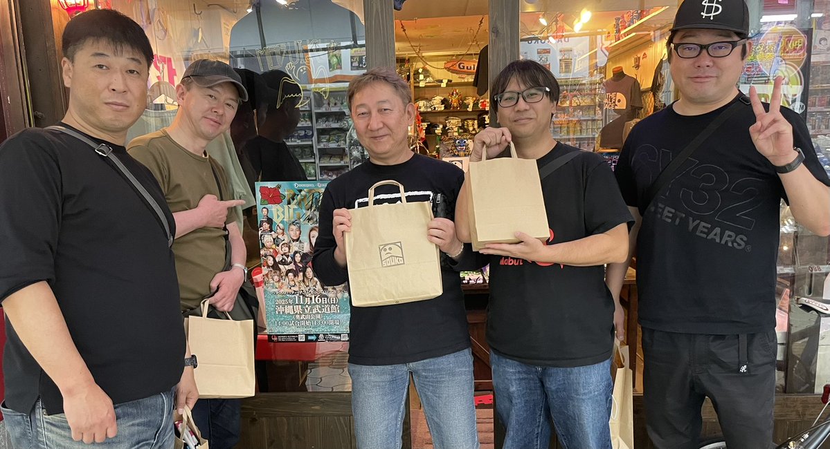 souko1go's tweet image. 沖縄大会の際にOZアカデミーの皆さんがご来店くださいました〜！いつもありがとうございまーす😊