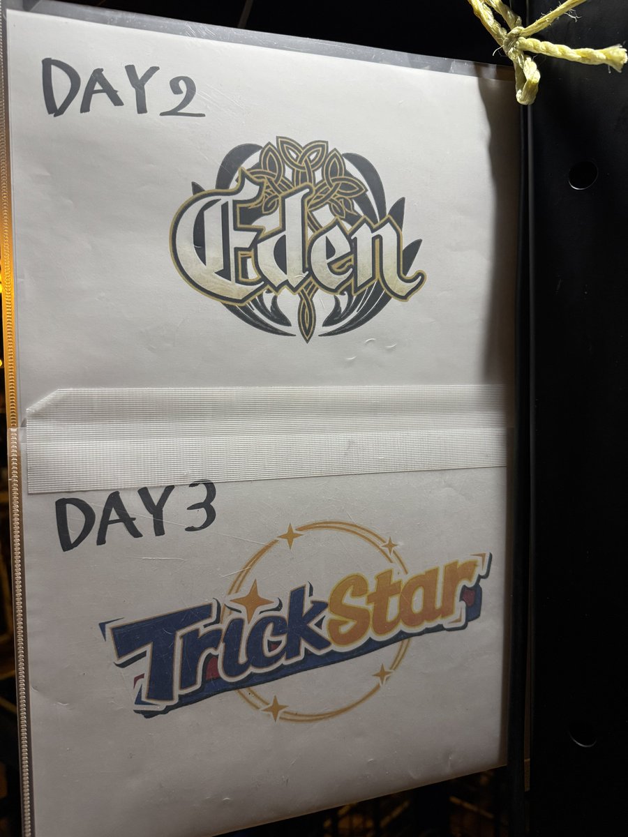 MY_MURMUR's tweet image. #スタフォニ の思い出写真をお裾分け。
DAY2当日、ゲネ前に行った部分リハ時のEden集合ほか諸々。昨日我々が使った衣装早替えスペース、今日はTrickstarが。DAY3も良きライブとなりますことを。