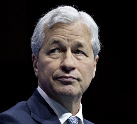 SimplyBitcoin's tweet image. The issue of the century will be the fight between the people and the Banks.