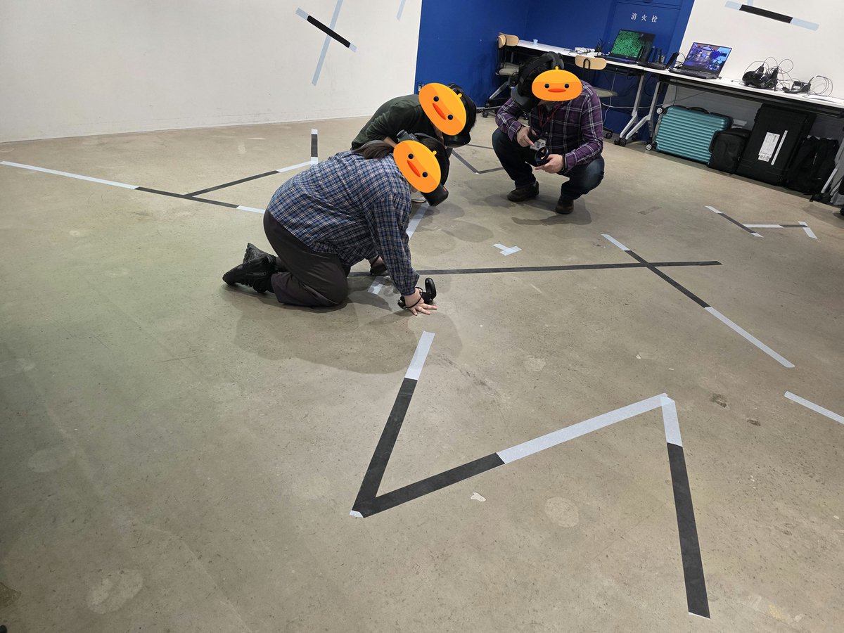 これはLANケーブル敷設作業。
・・・じゃなくて四つ葉のクローバー🍀探し。(この後、ワールドがクラッシュします)
#Resonite_LBE