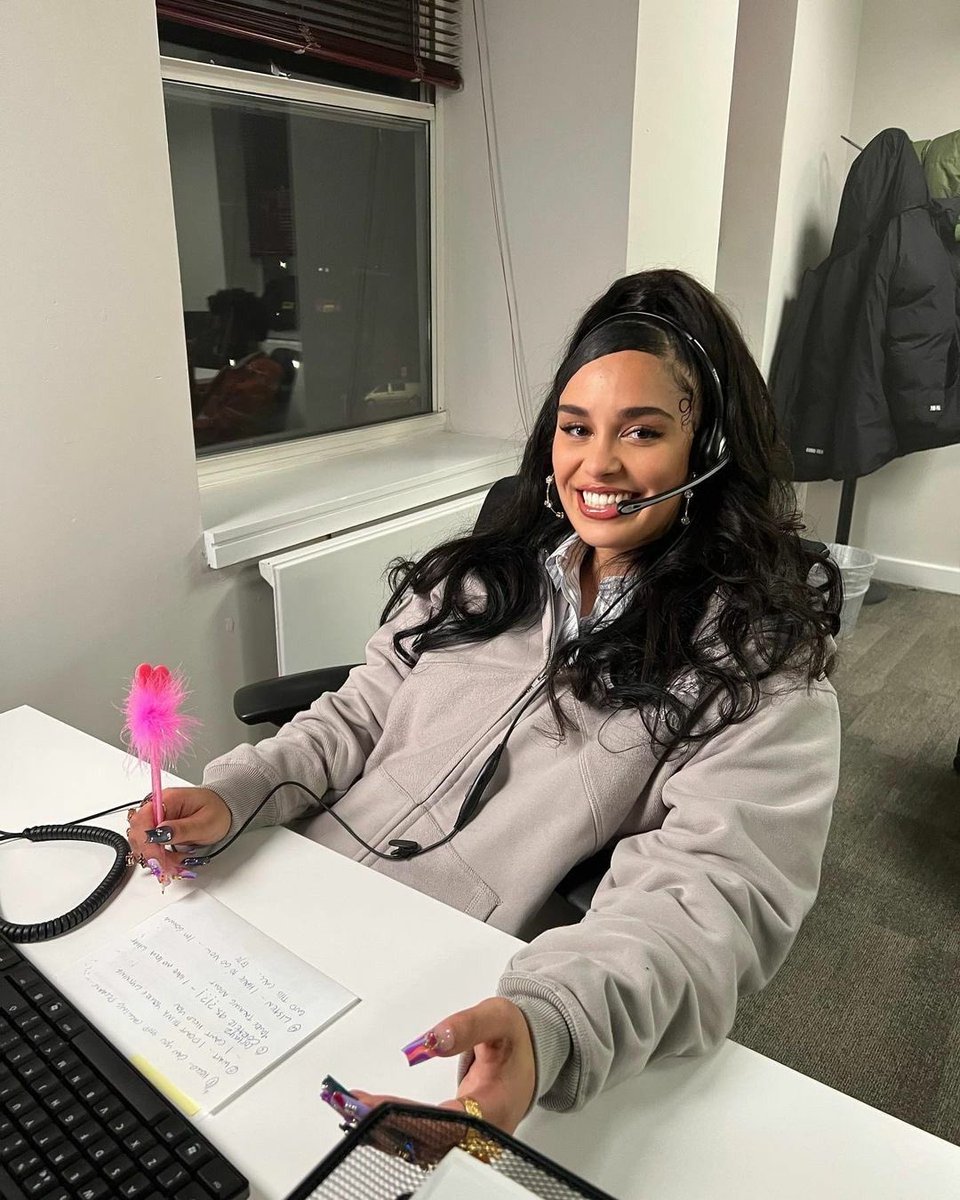 best of jorja smith (@jorjasmithbest) on Twitter photo 