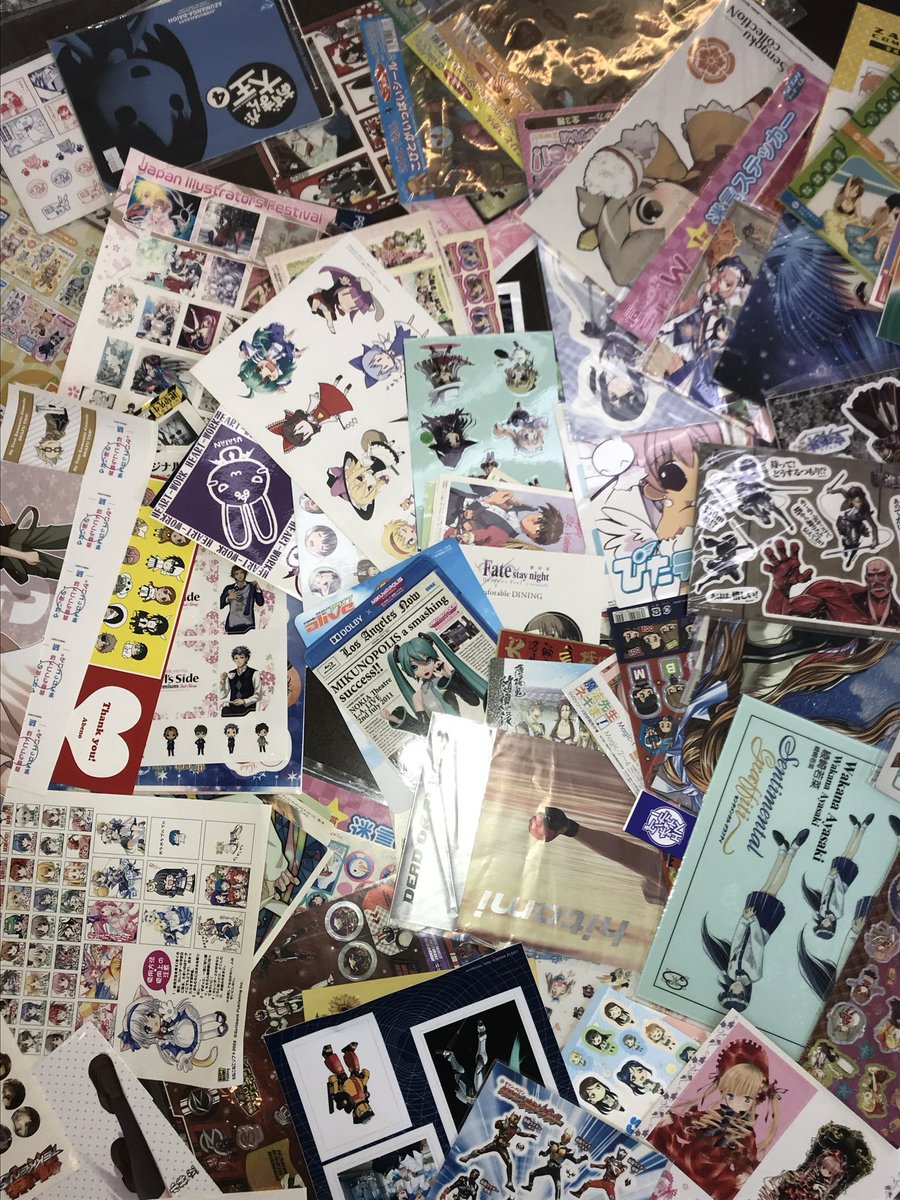 [푸숍 오프라인 입고]

애니메이션 빈티지 스티커 150종 이상이 입고되었습니다 =(^.^)=

(종류 무관 1장 6,000원)