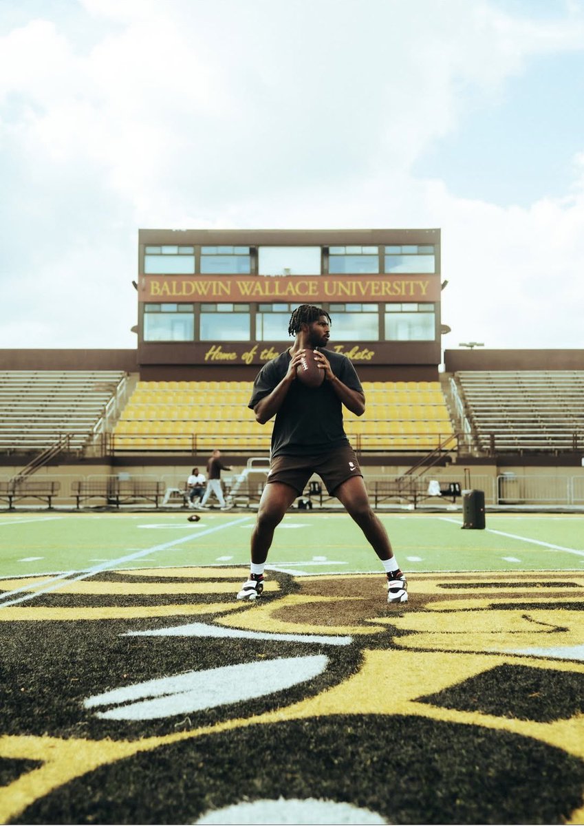 🏈💛 Congratulations to Sheduer Sanders @shedeursanders on earning his first win in his first start for the <a href="/Browns/">Cleveland Browns</a>!
We’re proud to see your hard work pay off — &amp; always glad that BW played a part. You are always welcome on our field.
#GoJackets | #BeLegendary | #BaldwinWallace