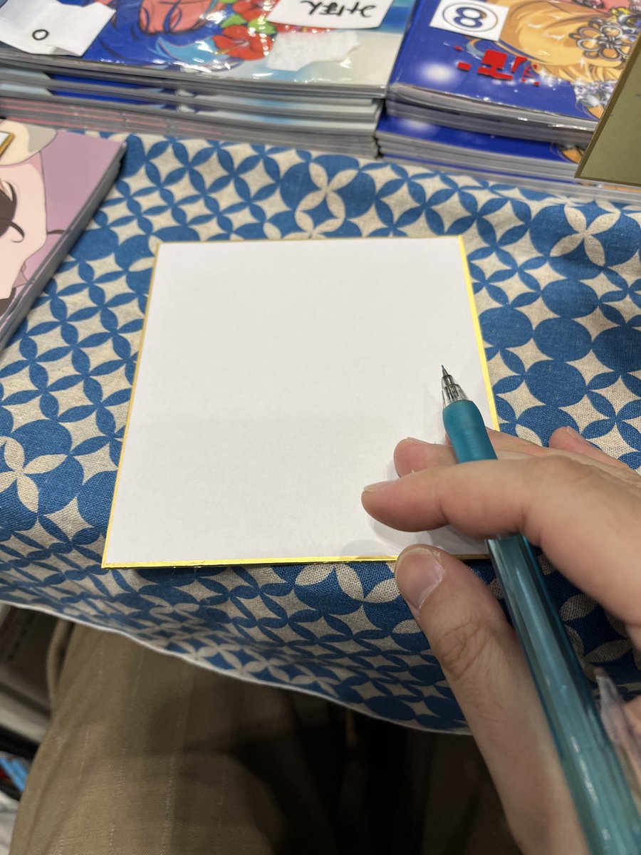 コミケ色紙転売5万円問題に「直接絵師に依頼」投稿が大反響