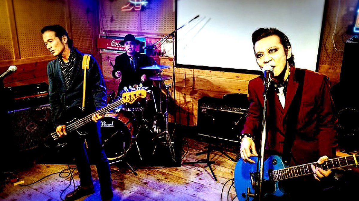 KoolOperators's tweet image. theRUMCOKEs presents
BAT ATTACKたぶんⅢ
ご来場の皆様そして主催の
theRUMCOKEs
ありがとうございました

さて2025年もあと少し
アン直放電ツアーは年内3箇所
是非遊びに来てください⚡️

12.7(sun)@ Advantage Bar 四日市
12.27(sun)@ KINGCOBRA 大阪
12.28(mon)@ HUCKFINN 名古屋