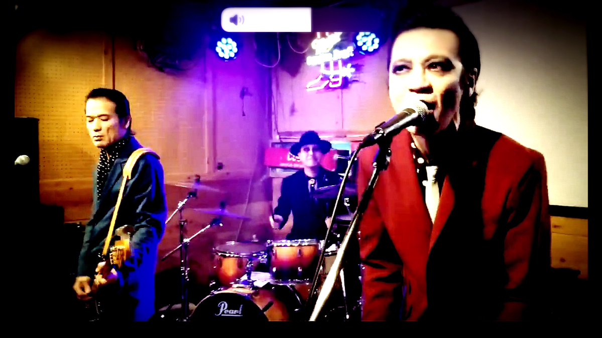 KoolOperators's tweet image. theRUMCOKEs presents
BAT ATTACKたぶんⅢ
ご来場の皆様そして主催の
theRUMCOKEs
ありがとうございました

さて2025年もあと少し
アン直放電ツアーは年内3箇所
是非遊びに来てください⚡️

12.7(sun)@ Advantage Bar 四日市
12.27(sun)@ KINGCOBRA 大阪
12.28(mon)@ HUCKFINN 名古屋