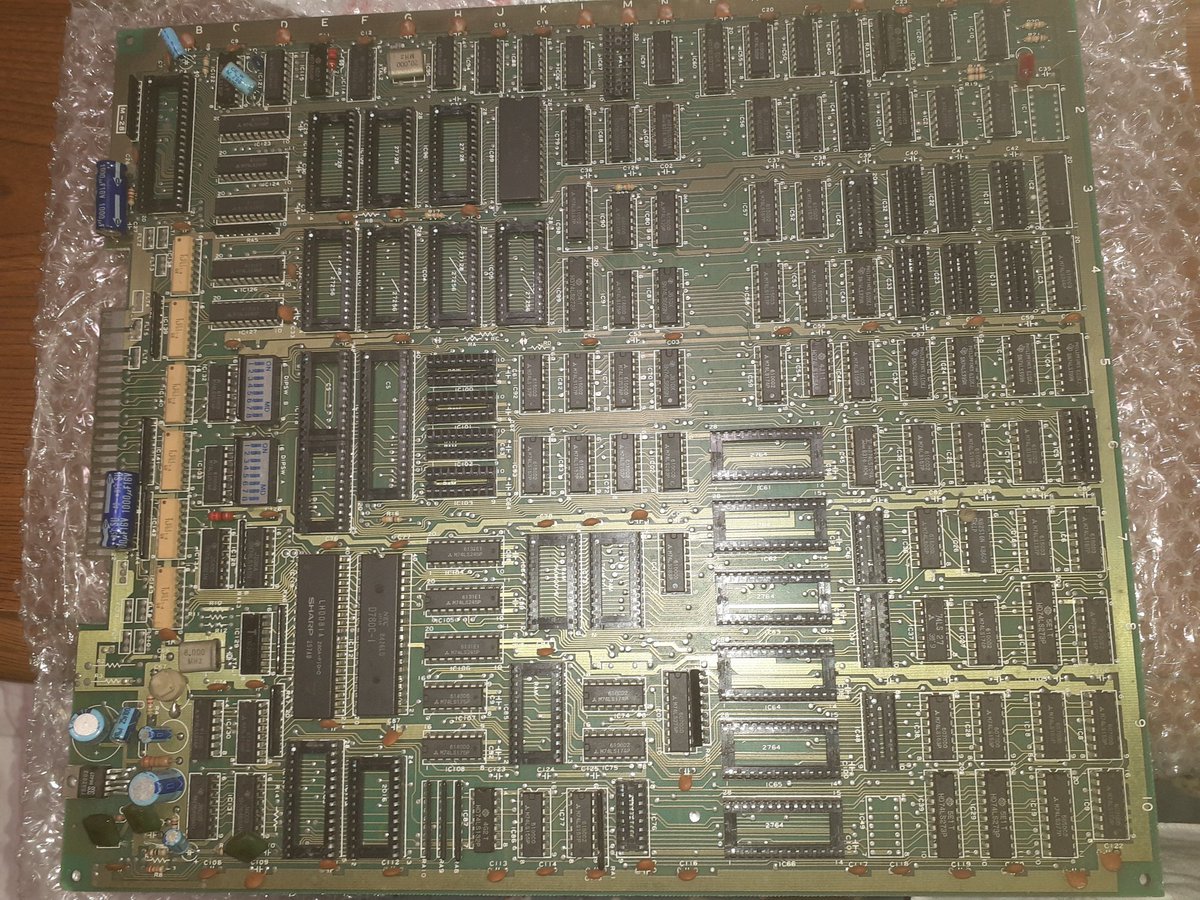 makoto195188's tweet image. #アーケードゲーム
#セガシステム1
#pcb
#コピー基板

さぁ、これから、大変だ！
重症な基板。秋葉原に部品売ってる。買うしかなさそう。千石とkvcらしい。( ＾ω＾ )
これからが、頑張り所w