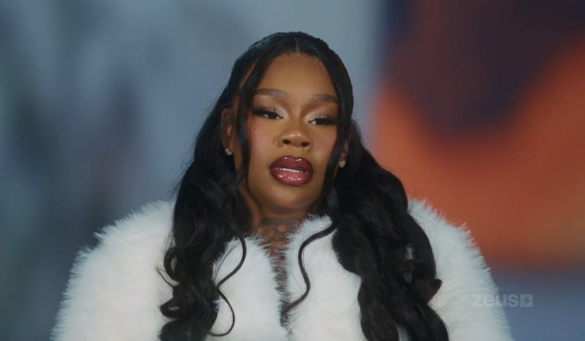 Physics_Wrestle's tweet image. "Mind yo business, you know you can't beat that girl" 😭😭😭 #BaddiesUSA