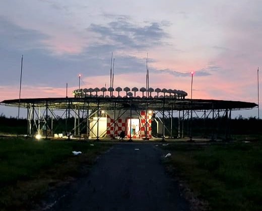 aaihbxairport's tweet image. ಹುಬ್ಬಳ್ಳಿ ವಿಮಾನ ನಿಲ್ದಾಣದಿಂದ 23/11/2025ರಂದು ನಿಗದಿಯಾದ ವಿಮಾನಗಳ ವಿವರ:
ನಿಗದಿತ ಆಗಮನ- 6
ಒಟ್ಟು ಪ್ರಯಾಣಿಕರು-621
ನಿಗದಿತ ನಿರ್ಗಮನ-6
ಒಟ್ಟು ಪ್ರಯಾಣಿಕರು-643
ನಿಮ್ಮ ವಿಮಾನಯಾನ ಸುಖಮಯವಾಗಿಸಲು ಸದಾ ನಿಮ್ಮ ಸೇವೆಯಲ್ಲಿ ನಿರತರಾಗಿದ್ದೇವೆ.
Total pax-1264🙂 sked mov-12
#FlightUpdate
@AAI_Official @AAIRHQSR @aairedsr