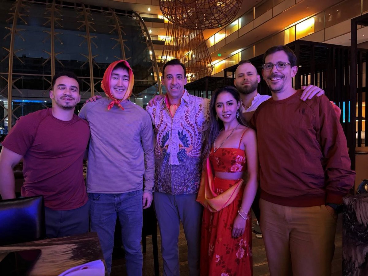 Dune’s Raave night 

But none of us got in

<a href="/kdotkrisp/">Karim</a> <a href="/dsalvh/">Dias</a> <a href="/arno39/">Arno</a> <a href="/lepolac/">JonathanS</a>