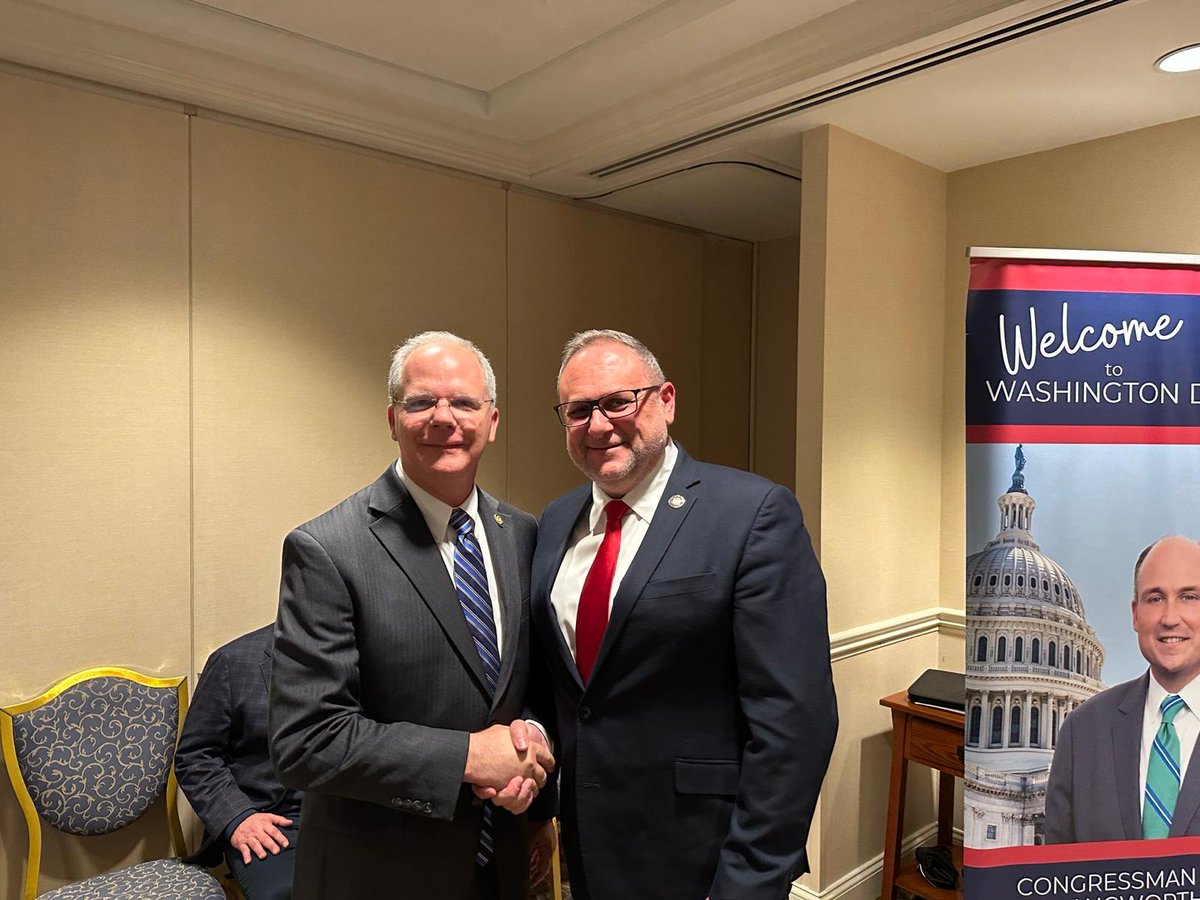 Great conversation in Washington DC with Congressman Brett Guthrie, Chair of the House Energy and Commerce Committee. 

We covered a wide range of issues important to our district — from energy and infrastructure to consumer protection. 

I appreciate his time and leadership.