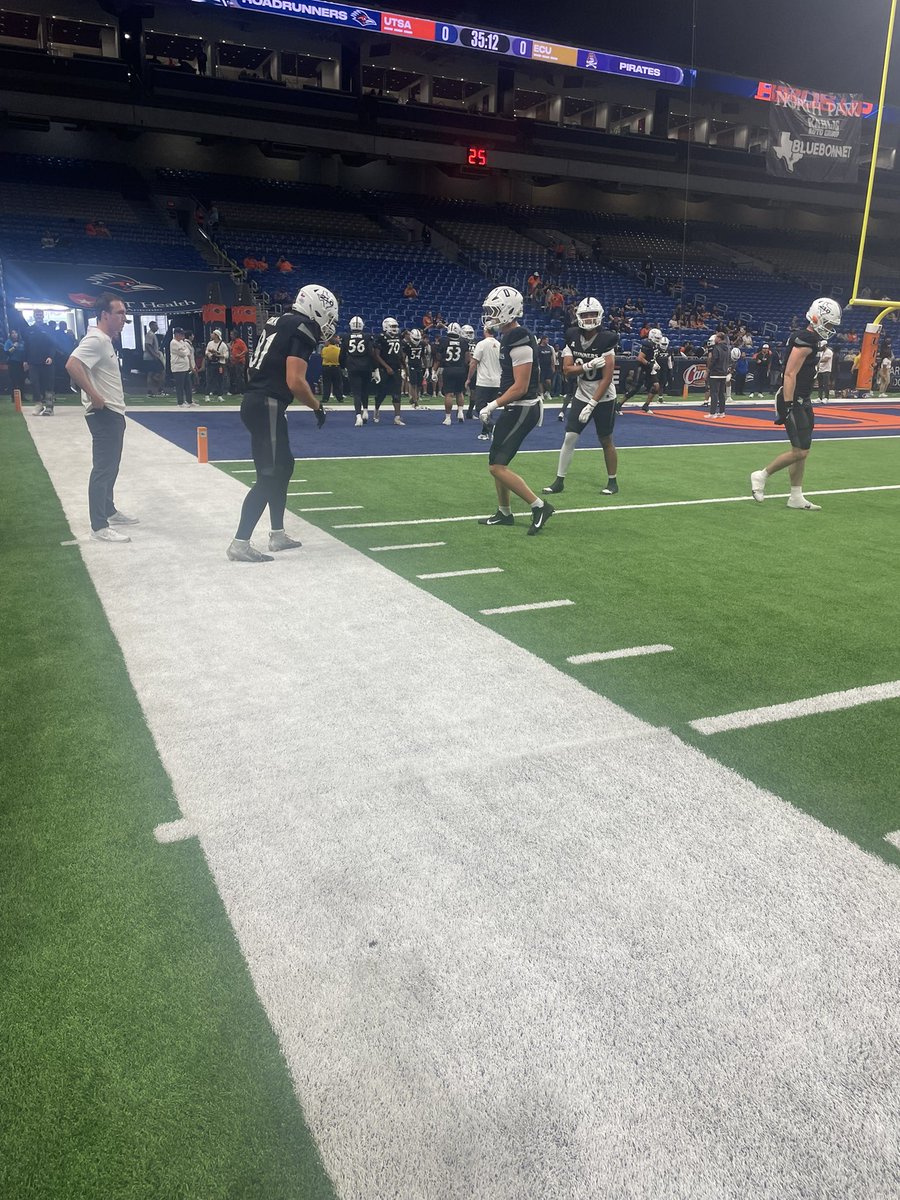 had a great time <a href="/UTSAFTBL/">UTSA Football 🏈</a> and watched a amazing game, thank you <a href="/HunterRittimann/">Hunter Rittimann</a> for the game day invite. #UTSA #RTR #DTBR