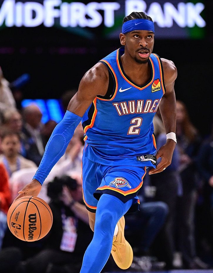 50NuancesDeNBA's tweet photo. SHAI GILGEOUS-ALEXANDER CE SOIR :

37 POINTS
13/18 FG | 2/3 3P | 9/9 FT 🪣
7 ASSISTS
LA WIN FACE AUX BLAZERS ✅
15ᵉ MATCH À 30+PTS CETTE SAISON ✅

OKC EST EN [17W-1L] ⚡️

11ᵉ FOIS DE LA SAISON QU'IL NE JOUE PAS UN QT4...61% DU TEMPS, IL PEUT SE DOUCHER AVANT LES AUTRES 🫠 https://t.co/gXFF7yzrFc