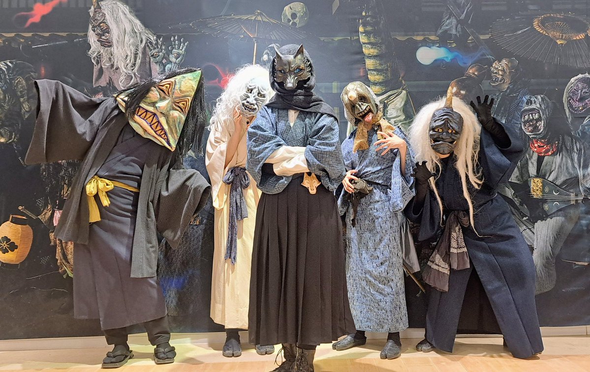 YokaiKagero's tweet image. 11月22日に開催の怪々YOKAI祭、うずまさ百鬼夜行に参加致しました。
この度は百妖箱の妖怪の皆様とお写真を撮らせて頂きました。
次回、11月29日昼・夜の部が最終参加となります。
皆様にお会い出来ます事を心待ちにしております。
#怪々YOKAI祭
#怪々YOKAI祭2025
#うずまさ百鬼夜行
#百鬼夜衆