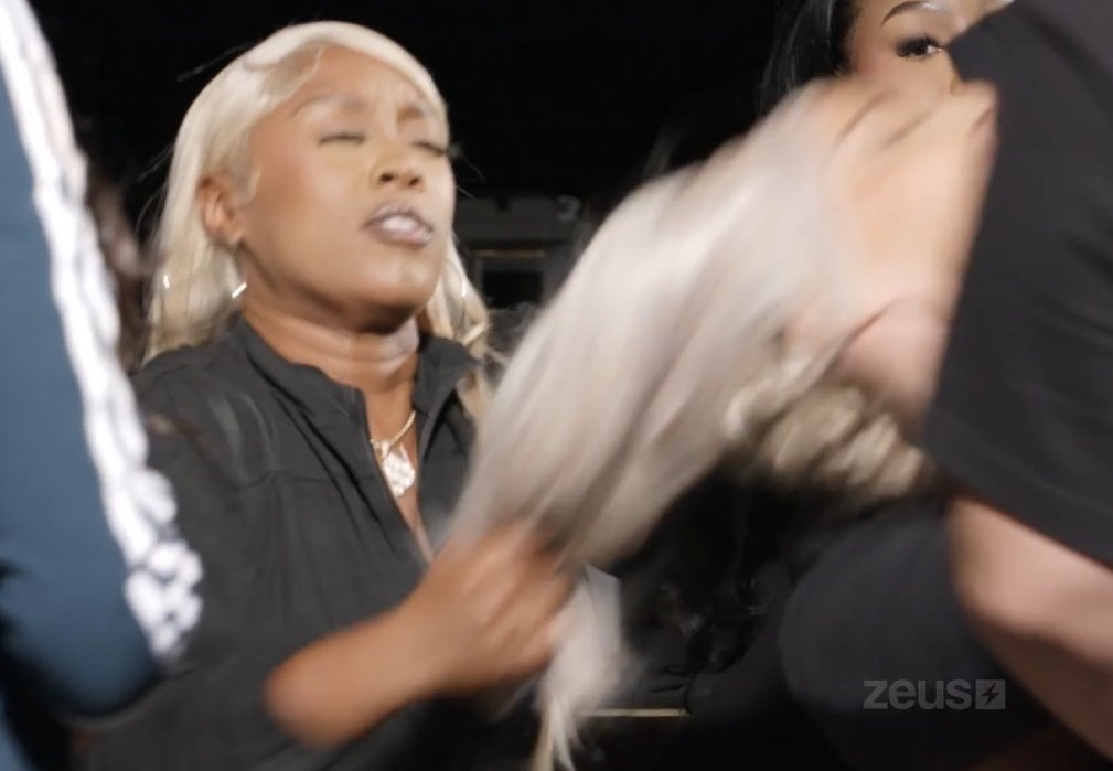 Cat was so LAME for this.. girl the fight was already over #BaddiesUSA