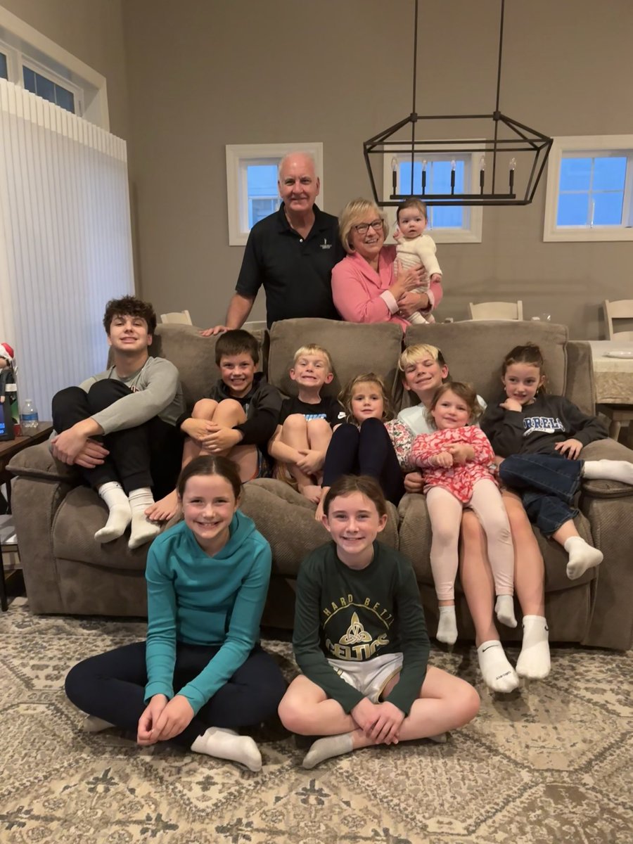 A quick 24 trip to Ohio to celebrate an early Thanksgiving with the Fox family and catch a dynamic youth basketball game! Grateful for a week full of family and friends and food!!