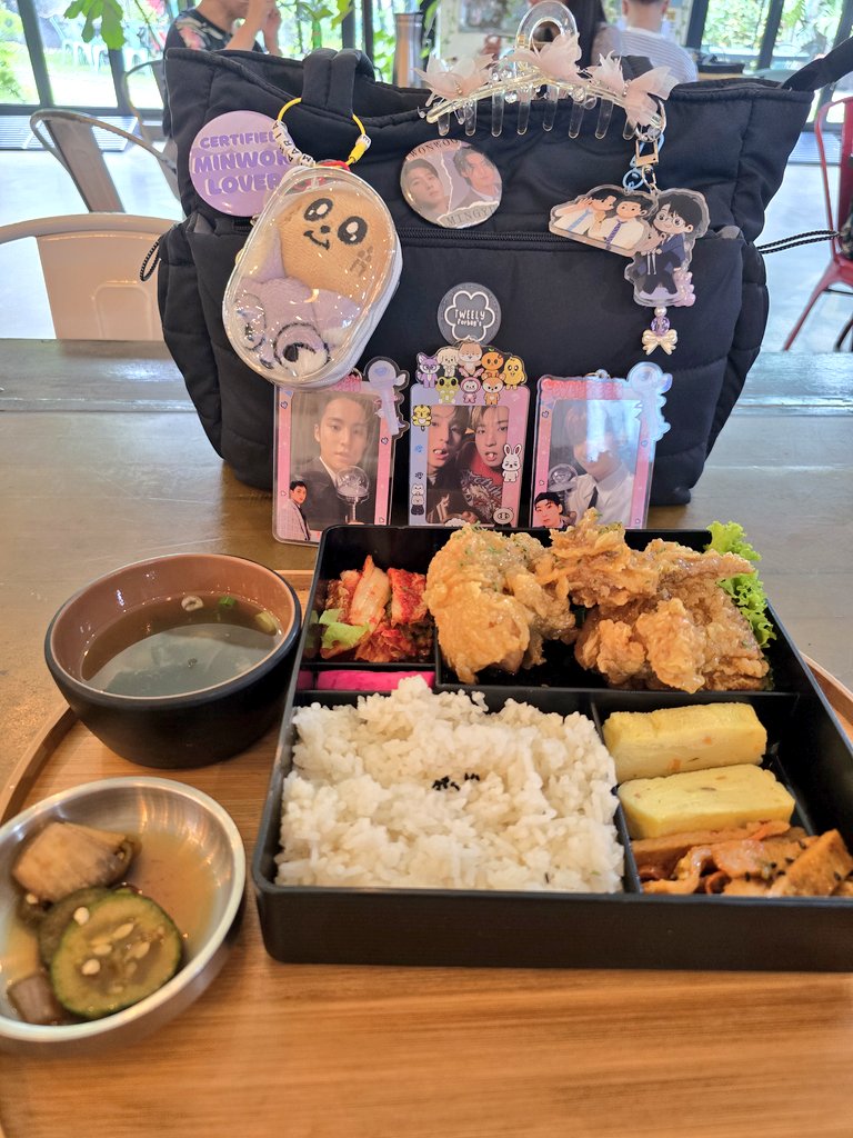 yhaaaaaan23's tweet photo. Thank you so much for organizing this event @stillintomw 💜💚🥰. Thank you sa pafree kit and photo booth po sobrang ganda talaga 🥹. Finally may cup na ako ng Minwon 🤧. Grabe and place at food ang galing nyo po pumili 🥹. Thank you po so much 🫶🥰.

#MellowWaves https://t.co/IkfxV95ZQ8