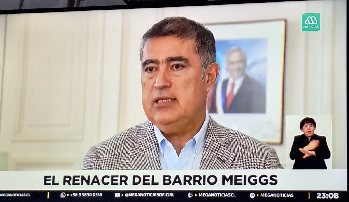 Informa3Chile's tweet image. (23:08) - Mega esta realizando Desesperados Reportajes sobre Delincuencia, y Propaganda al inepto de Mario Desbordes, para rellenar el segmento correspondiente al Debate Presidencial

CENSURA A LA DEMOCRACIA
KAST y MEGA

#ElLarryNoLlegó
#KastNoDaLaCara
#Jara2026