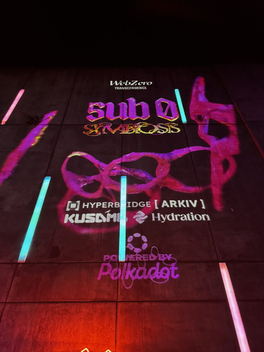 w3nguido's tweet image. Sharp Talks. Good Merch. Meet Friends.