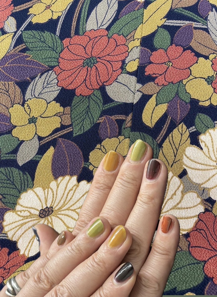 秋のおすすめ！コゼットジョリの秋色カラーをご紹介 ネイルアレンジが