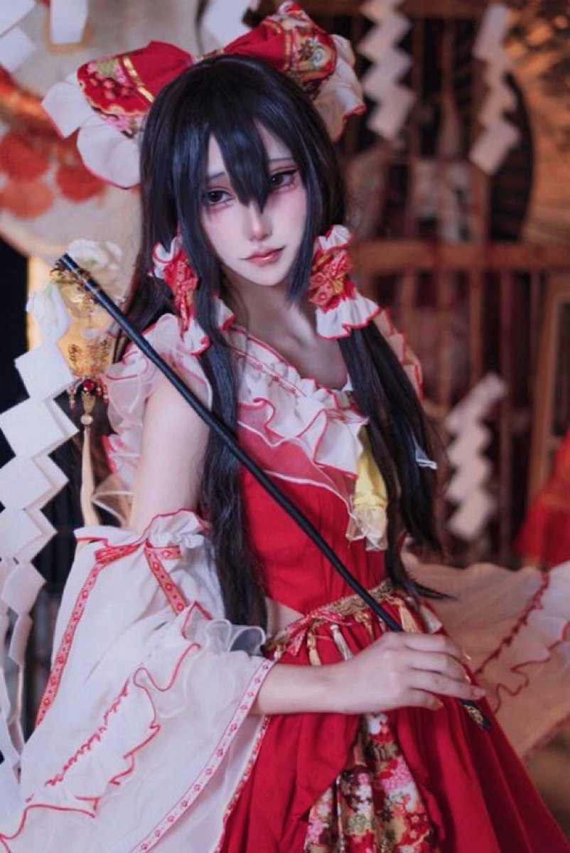 m1yate_'s tweet image. この霊夢だけ2年前の呪物なんだけど（泣）