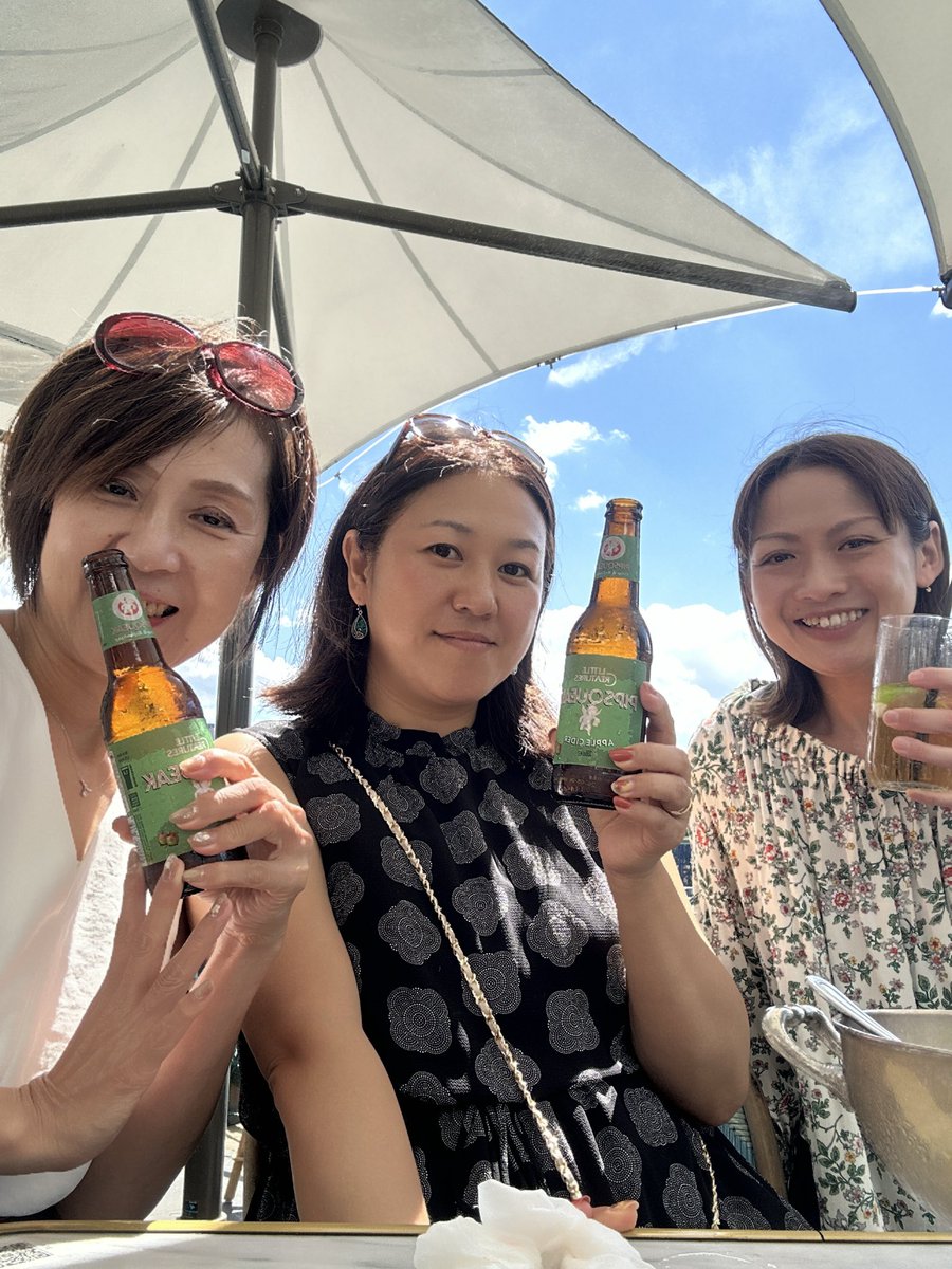 chi_sak39's tweet photo. 人生のチャンスは人からくる

今回の旅に声をかけてくれた彼女がいたから　こんな素敵な旅ができた🥰たくさんの景色　素敵な方々との出会い💓
誘ってくれてありがとう https://t.co/W2g050WgWq