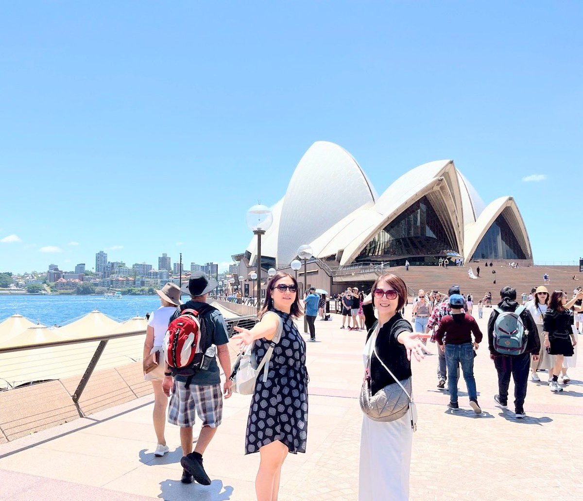 chi_sak39's tweet photo. 人生のチャンスは人からくる

今回の旅に声をかけてくれた彼女がいたから　こんな素敵な旅ができた🥰たくさんの景色　素敵な方々との出会い💓
誘ってくれてありがとう https://t.co/W2g050WgWq