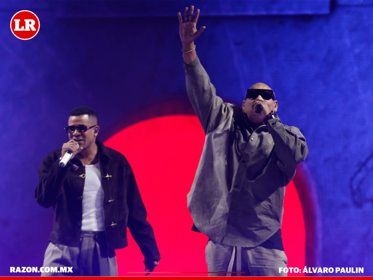 LaRazon_mx's tweet image. #Galería | Gente de Zona puso a bailar en el #FlowFest con su éxito &quot;La Gozadera&quot;. Los cubanos ofrecieron un set lleno de un reguetón que mezcla las raíces musicales de su país natal

📹: Álvaro Paulin