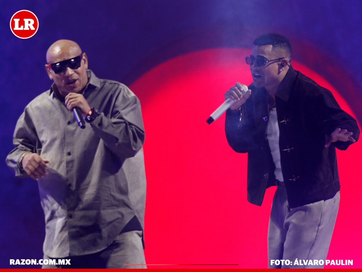 LaRazon_mx's tweet image. #Galería | Gente de Zona puso a bailar en el #FlowFest con su éxito &quot;La Gozadera&quot;. Los cubanos ofrecieron un set lleno de un reguetón que mezcla las raíces musicales de su país natal

📹: Álvaro Paulin
