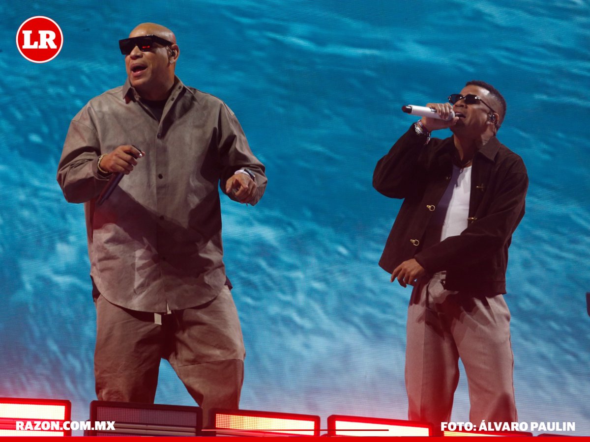 LaRazon_mx's tweet image. #Galería | Gente de Zona puso a bailar en el #FlowFest con su éxito &quot;La Gozadera&quot;. Los cubanos ofrecieron un set lleno de un reguetón que mezcla las raíces musicales de su país natal

📹: Álvaro Paulin