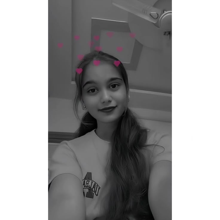 Vikashkumar5905's tweet image. 👰🏻 my name is Priya Khatoon 👰🏻🥰