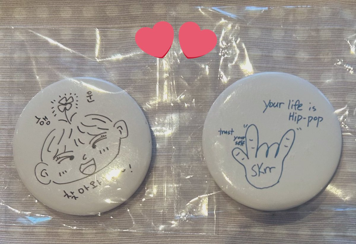 ゆる募］ エルスバージョン封入缶バッジ こちらのジュンソ、ビッくんを