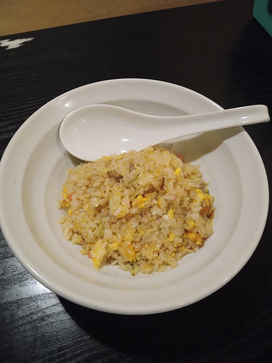 おはよございます 麺屋くろまるです 本日 月曜日 通常営業です